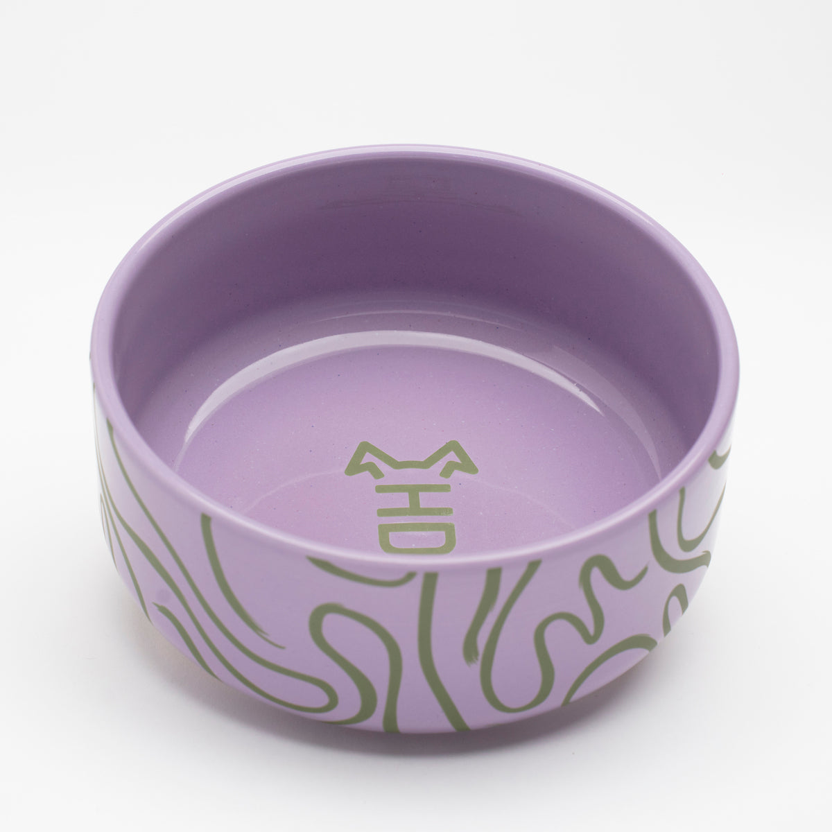 Front view of an abstract-line ceramic bowl with minimalist-design, showcasing smooth-curves and delicate, modern-line art. Perfect for home-decor, pottery-enthusiasts, and contemporary-kitchenware