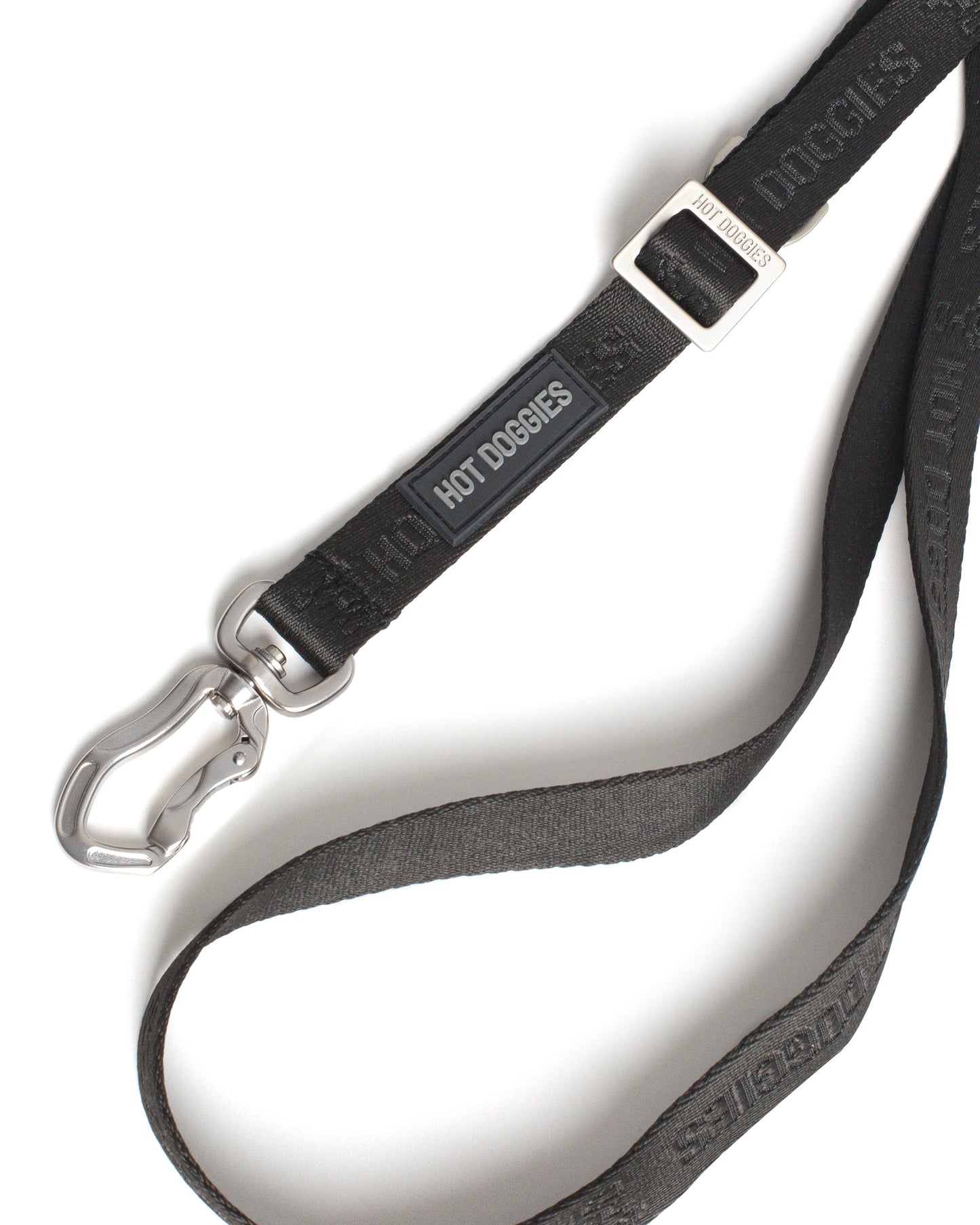 HANDS-FREE LEASH BLACK LOGO