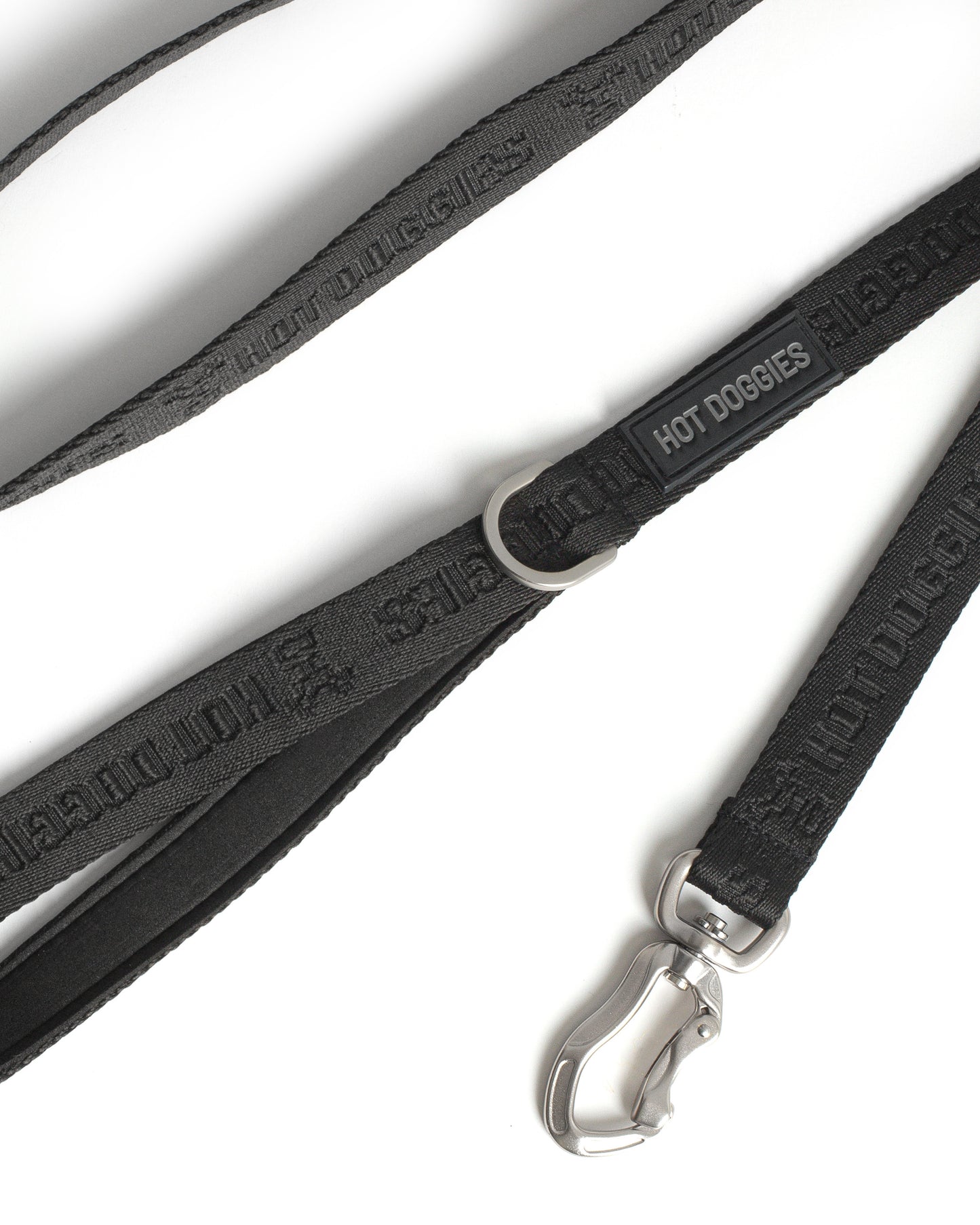 close-up-hot-doggies-classic-leash-black-woven-recycled